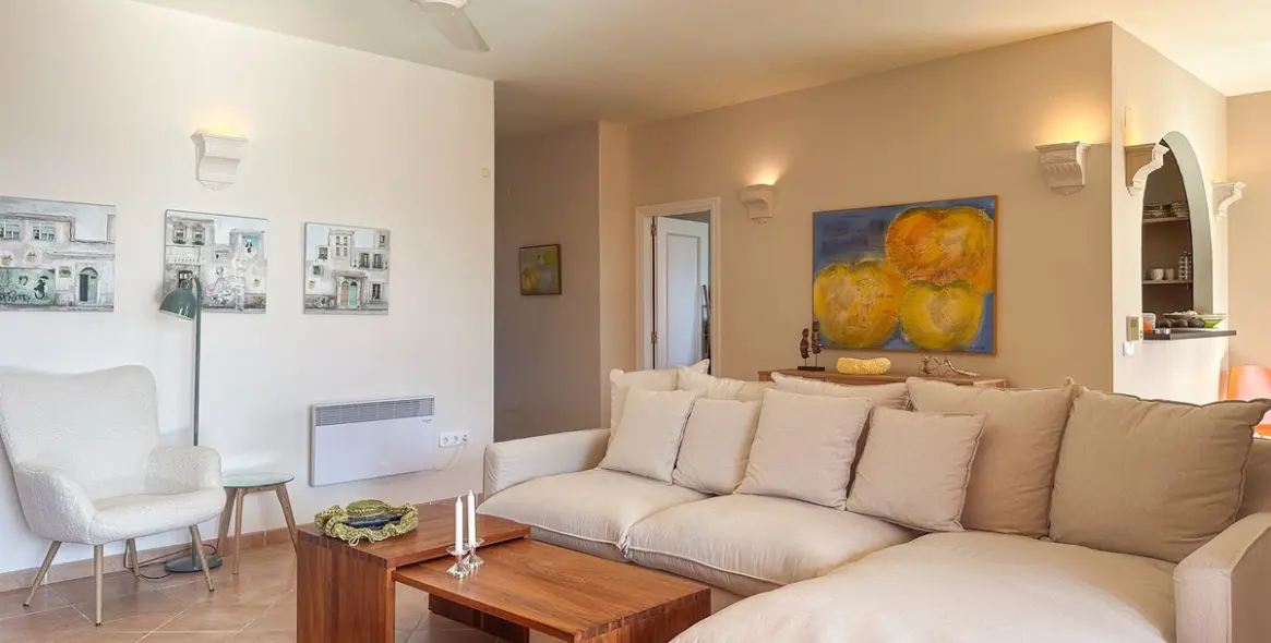 Продажа апартаментов на среднем этаже в La Mairena 12