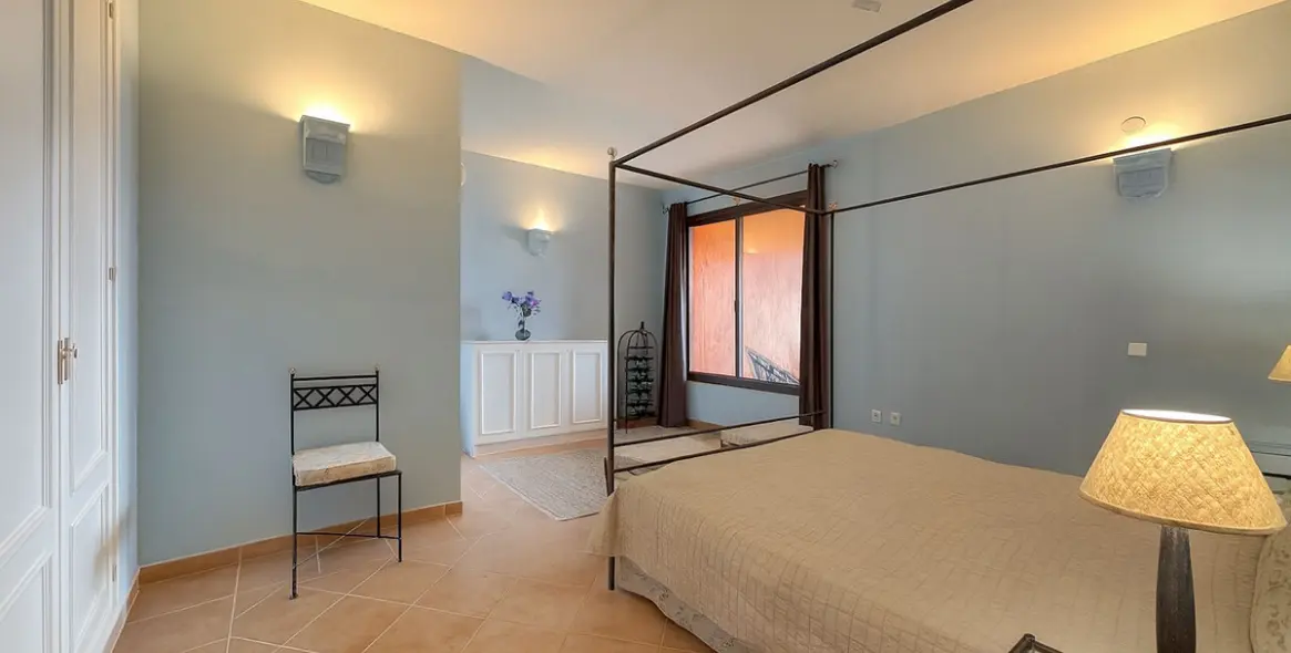 Продажа апартаментов на среднем этаже в La Mairena 18