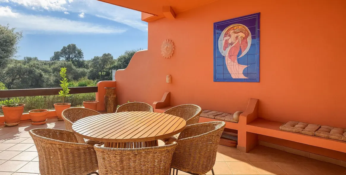 Продажа апартаментов на среднем этаже в La Mairena 7