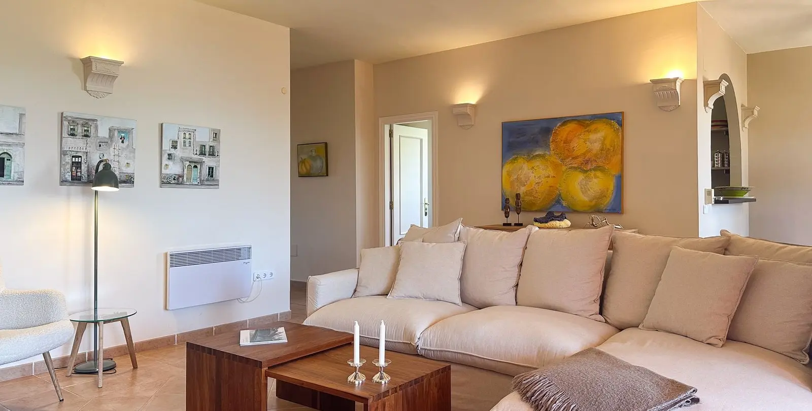 Venta de apartamento en planta media en La Mairena 14
