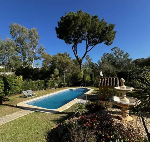 Продажа таунхауса в Calahonda