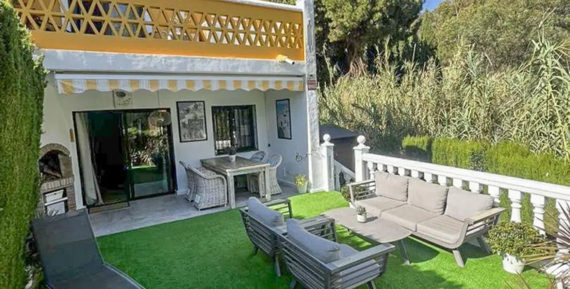 Продажа таунхауса в Calahonda 2