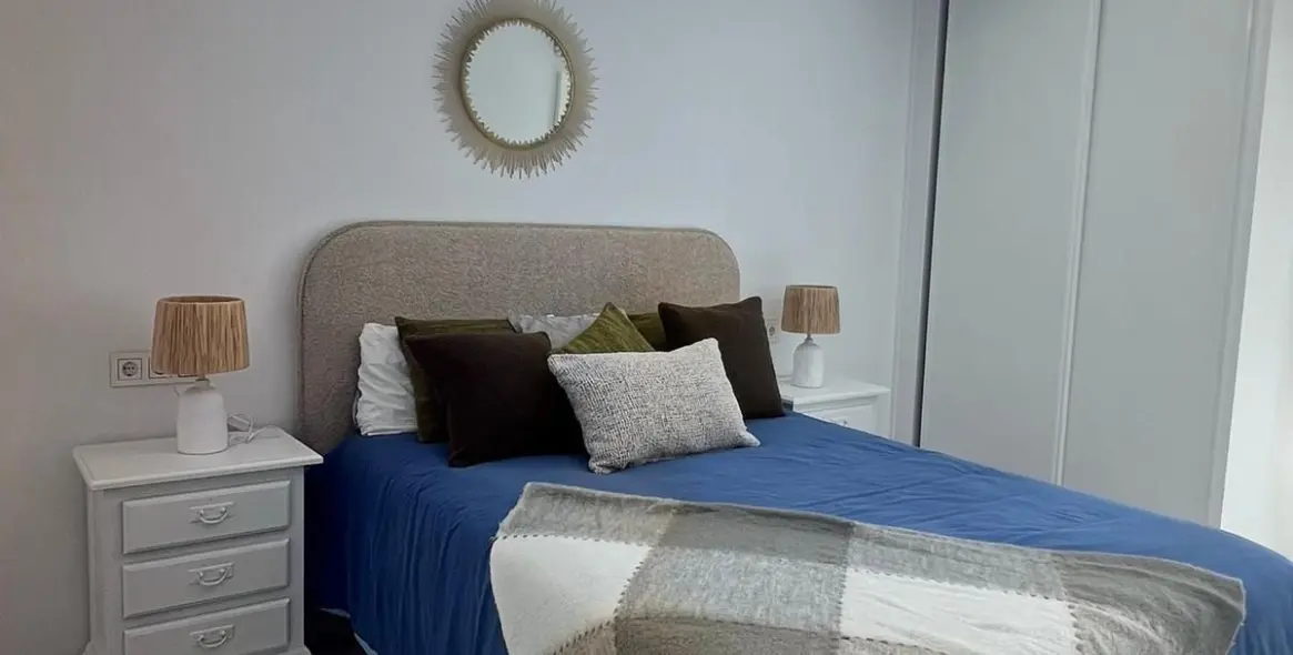 Sale of middle floor apartment in Nueva Andalucía 5