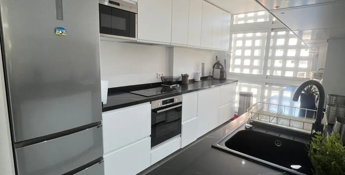 Sale of middle floor apartment in Nueva Andalucía 16