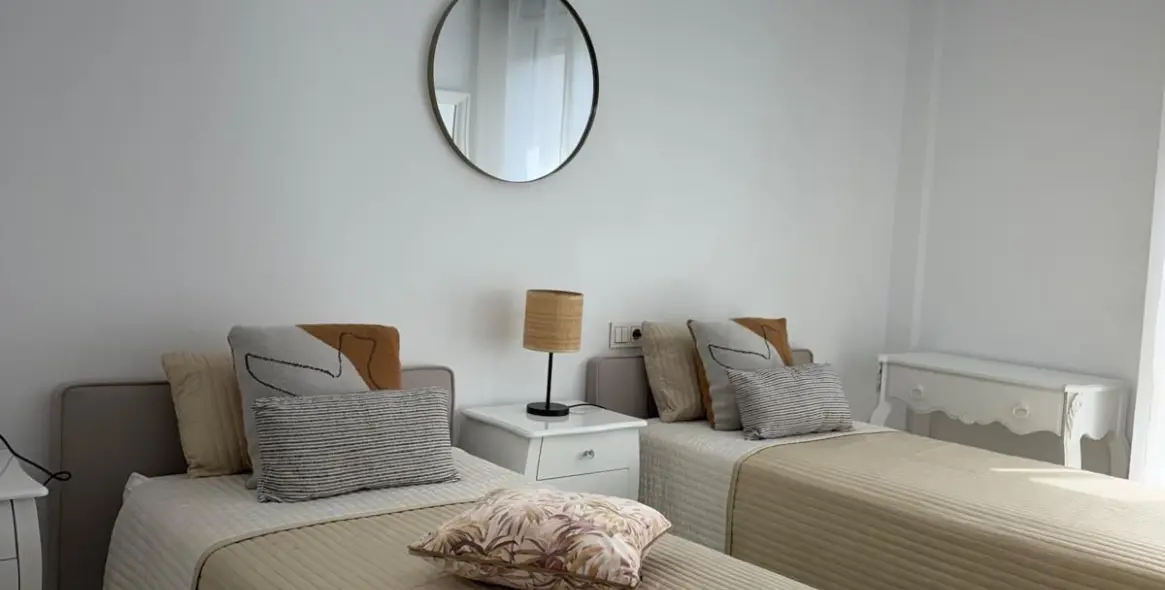 Sale of middle floor apartment in Nueva Andalucía 18