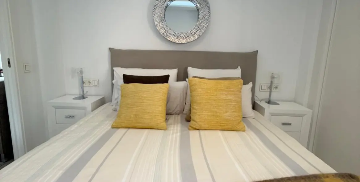 Продажа апартаментов на среднем этаже в Nueva Andalucía 22