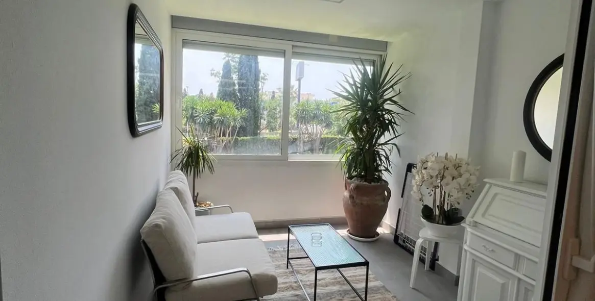 Продажа апартаментов на среднем этаже в Nueva Andalucía 27