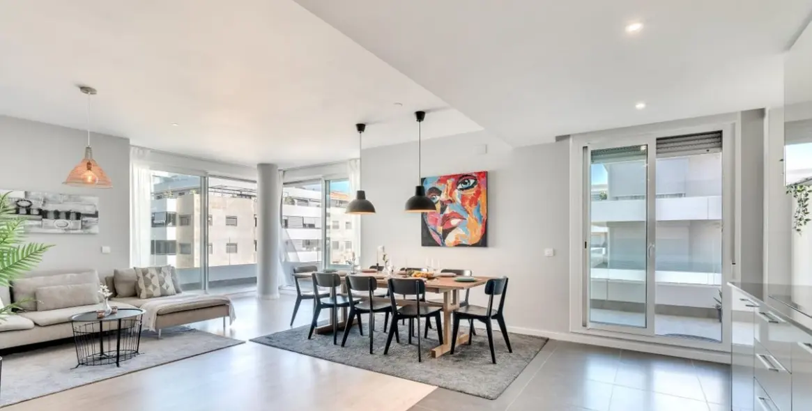 Продажа апартаментов на среднем этаже в Nueva Andalucía 1