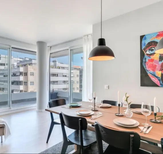 Sale of middle floor apartment in Nueva Andalucía