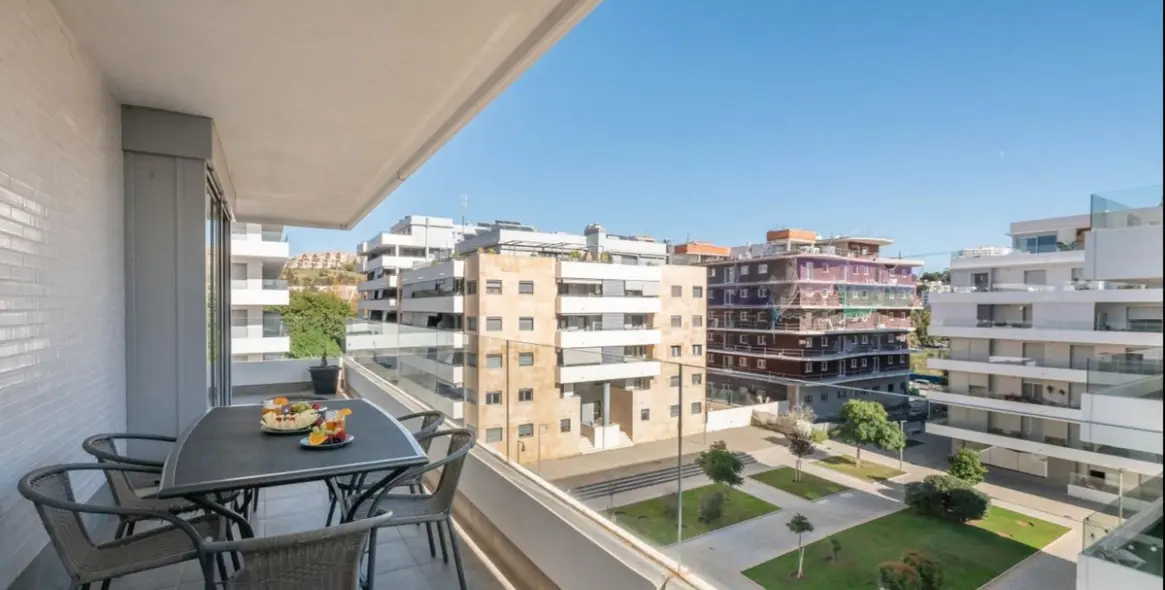 Sale of middle floor apartment in Nueva Andalucía 23