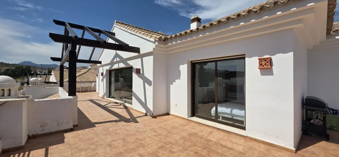 Продажа пентхауса в Casares Playa 0