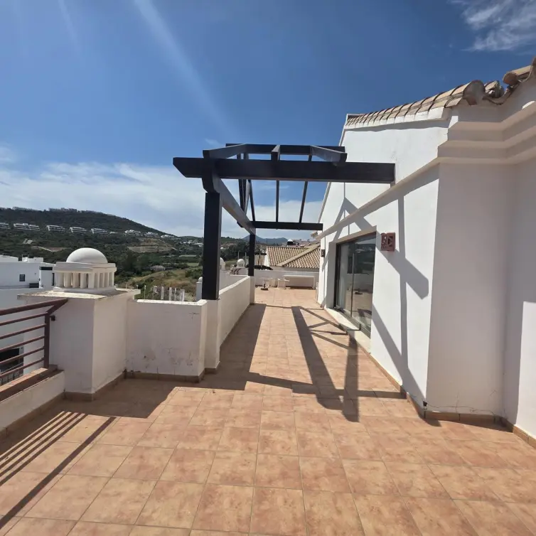 Продажа пентхауса в Casares Playa