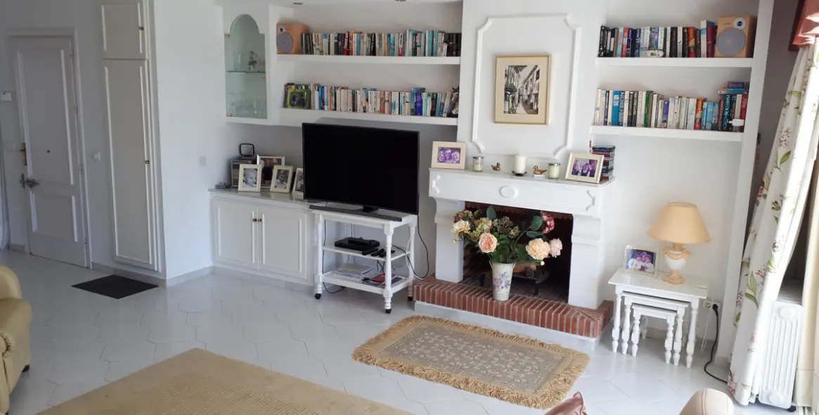 Sale of semi-detached house in Miraflores 16
