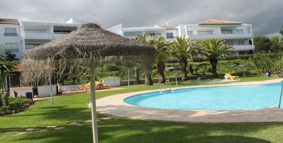 Sale of semi-detached house in Miraflores 21