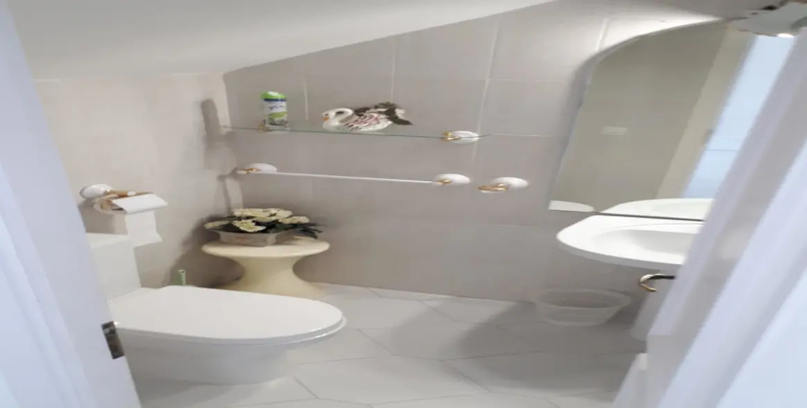 Sale of semi-detached house in Miraflores 25