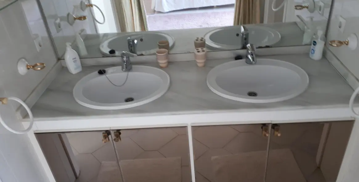 Sale of semi-detached house in Miraflores 30