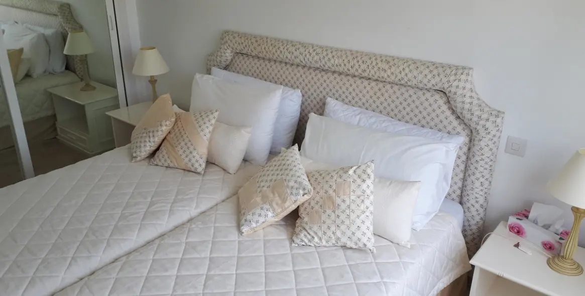 Sale of semi-detached house in Miraflores 38