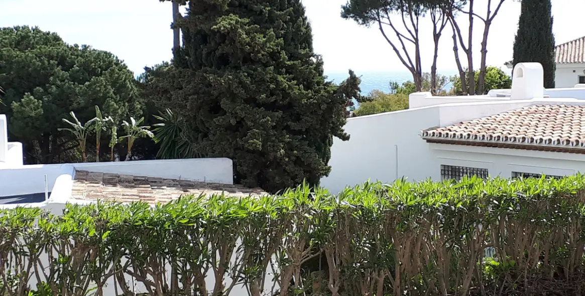 Sale of semi-detached house in Miraflores 41