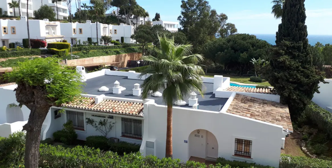 Sale of semi-detached house in Miraflores 42