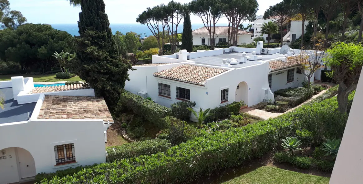 Sale of semi-detached house in Miraflores 46