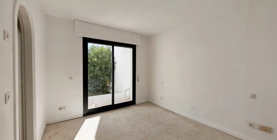 Sale of townhouse in Cabopino 10