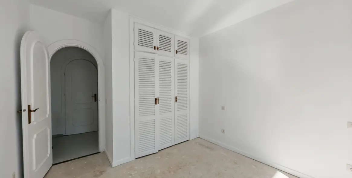 Sale of townhouse in Cabopino 12