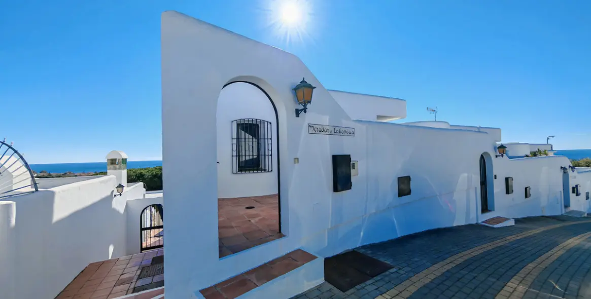 Sale of townhouse in Cabopino 17