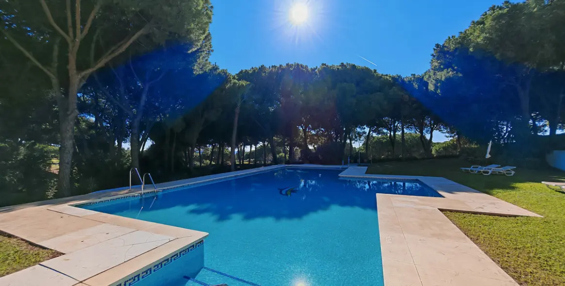 Sale of townhouse in Cabopino 18