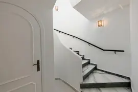 Image 7 thumb