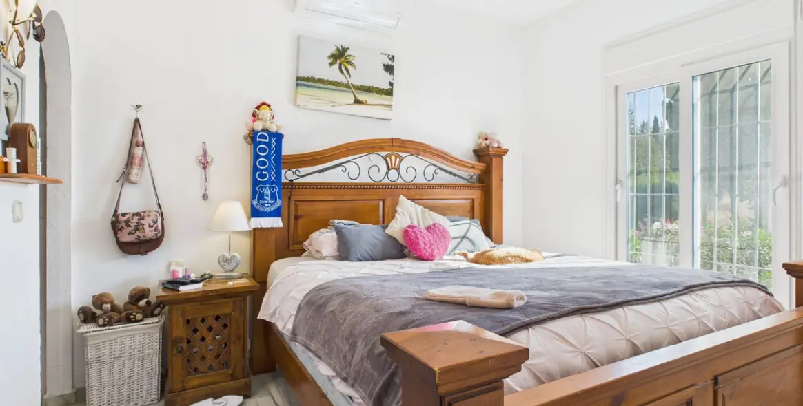 Venta de villa independiente en Estepona 17