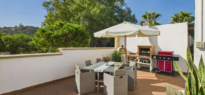 Venta de villa independiente en Estepona 1