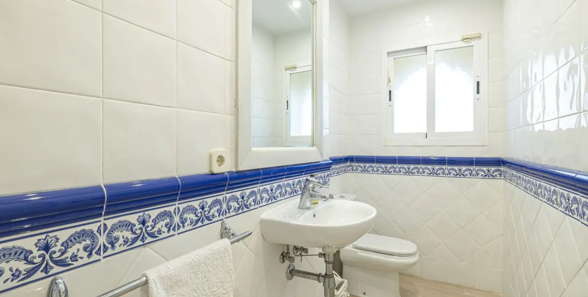 Продажа двухуровневого пентхауса в Elviria 14