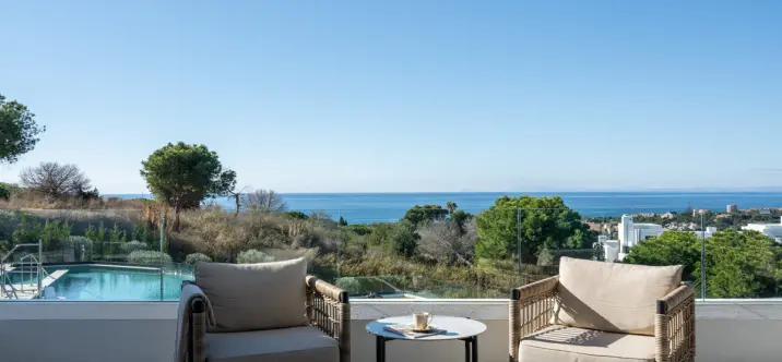 Venta de apartamento en planta media en Artola 4