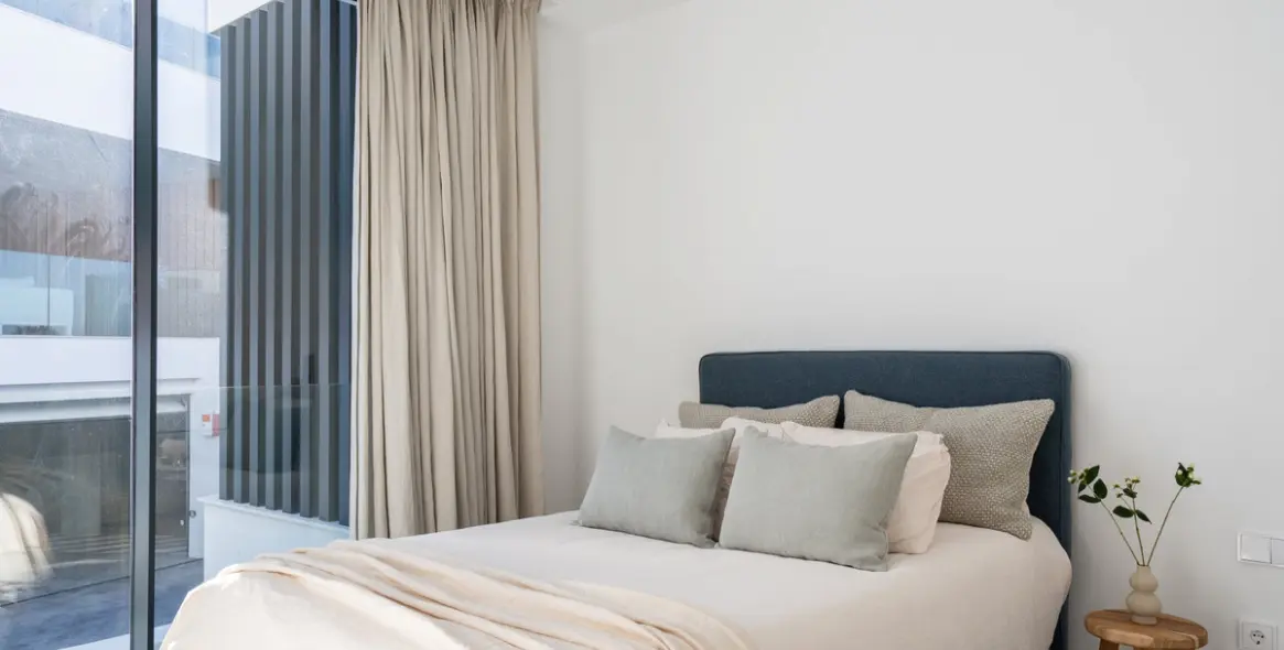 Sale of middle floor apartment in Artola 22
