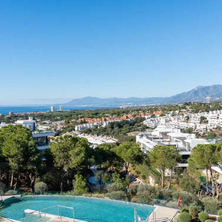 Sale of middle floor apartment in Artola