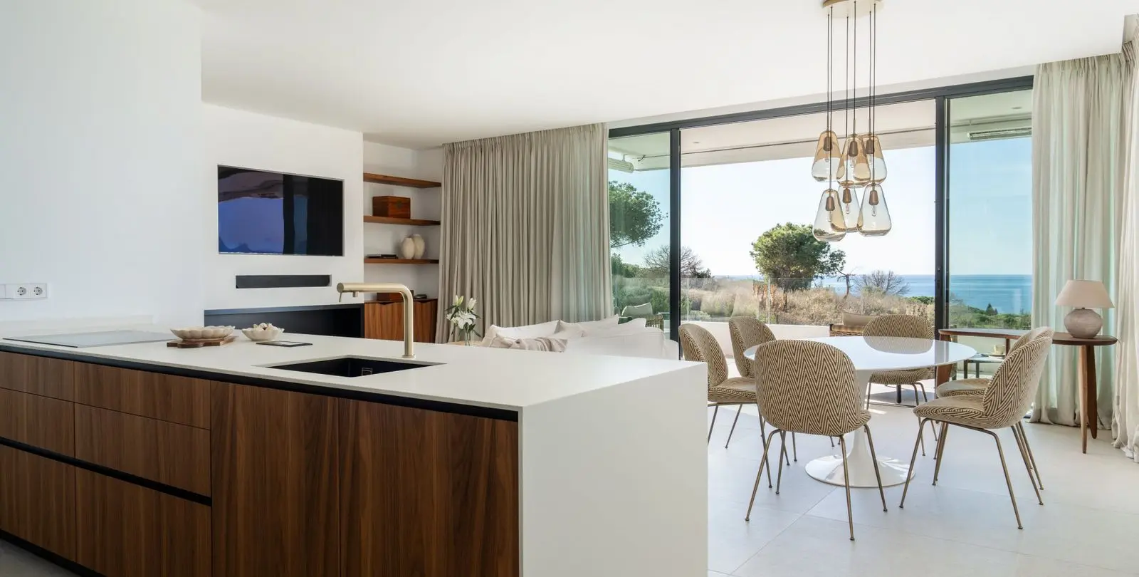 Venta de apartamento en planta media en Marbella 7