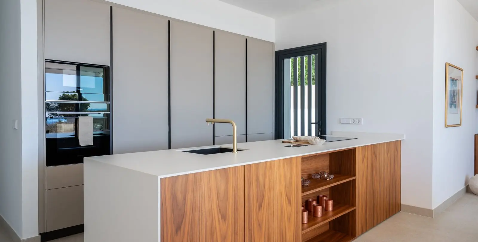 Venta de apartamento en planta media en Marbella 8