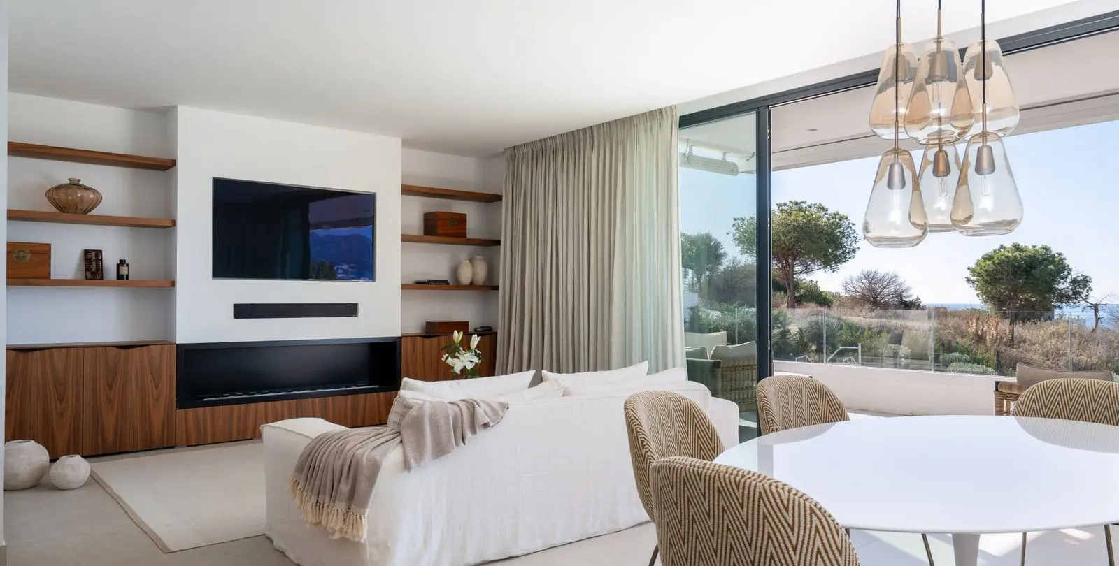 Venta de apartamento en planta media en Marbella 12