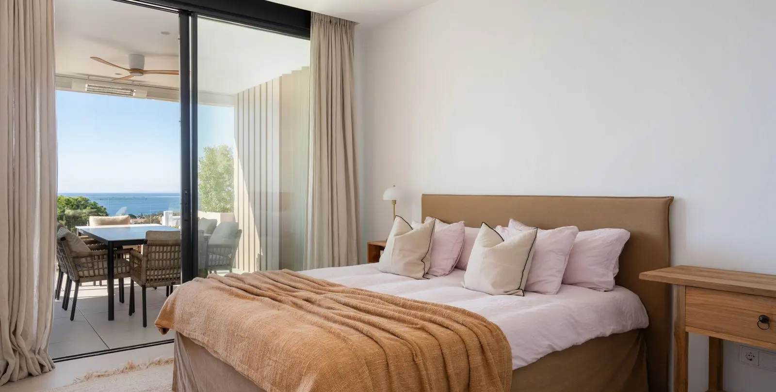Venta de apartamento en planta media en Marbella 15