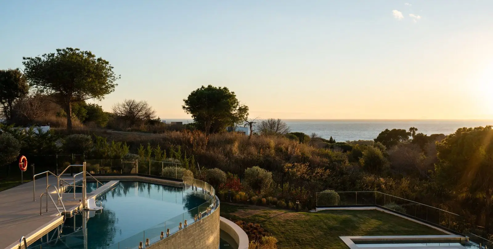 Venta de apartamento en planta media en Marbella 29