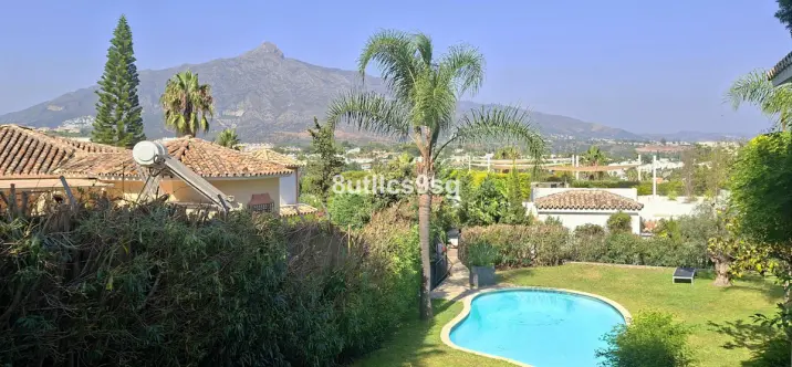 Oтдельно стоящая вилла R5236663 0