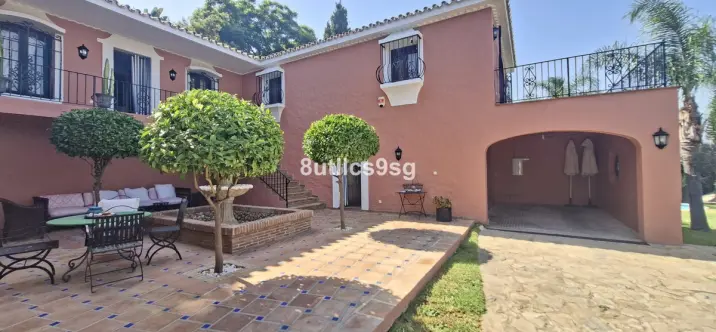 Oтдельно стоящая вилла R5236663 4