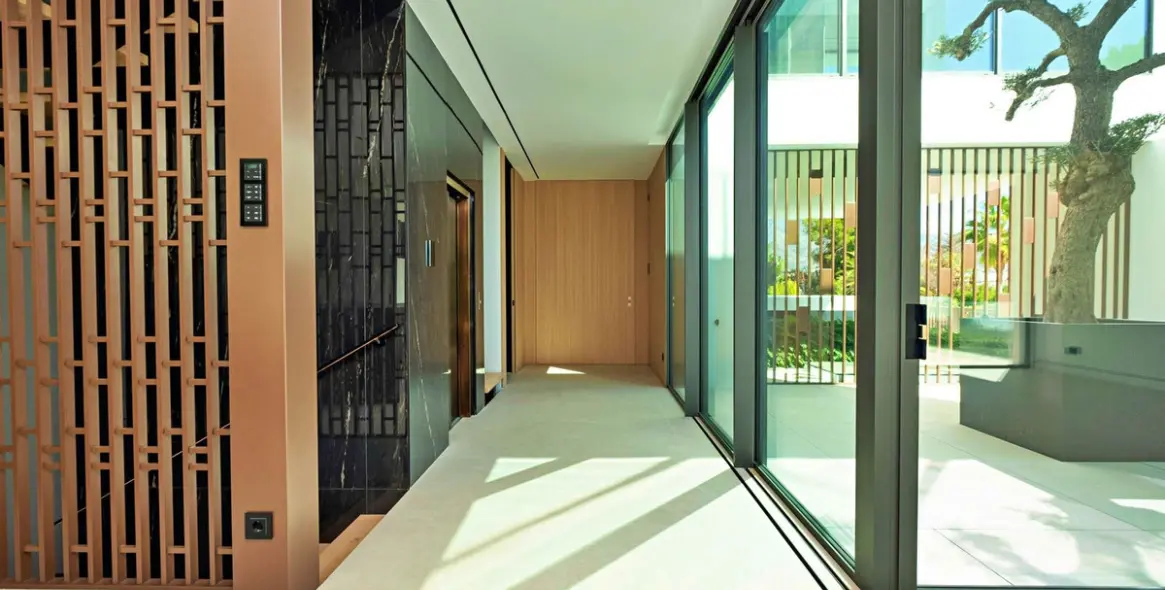 Sale of semi-detached house in Marbella (district The Golden Mile) 9