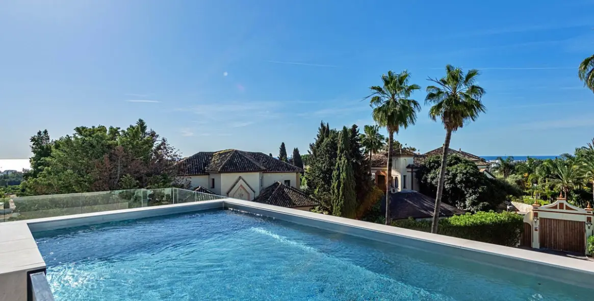 Sale of semi-detached house in The Golden Mile 27