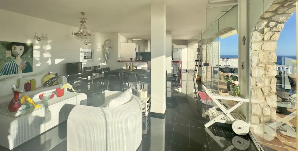 Продажа  отдельно стоящей виллы в Benalmadena Costa 31