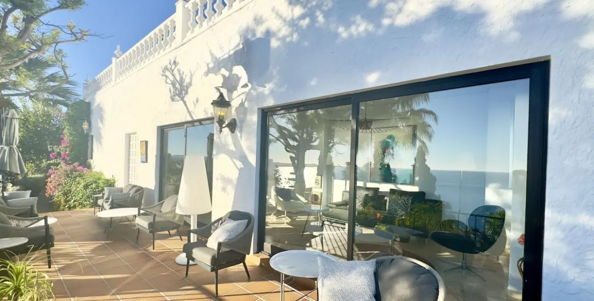 Продажа  отдельно стоящей виллы в Benalmadena Costa 36