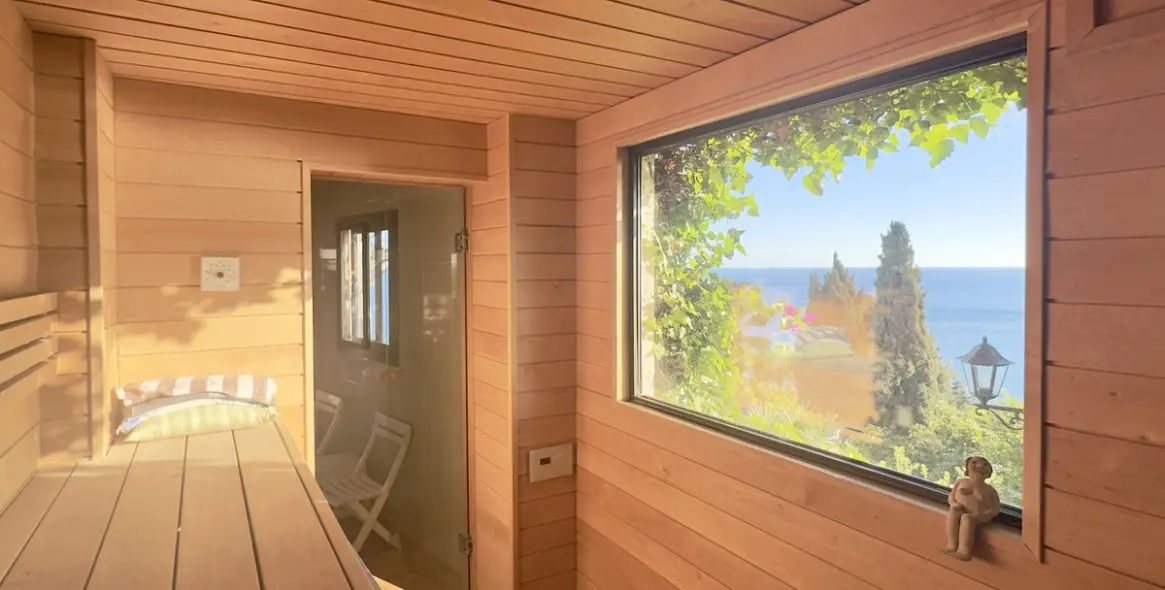 Продажа  отдельно стоящей виллы в Benalmadena Costa 40