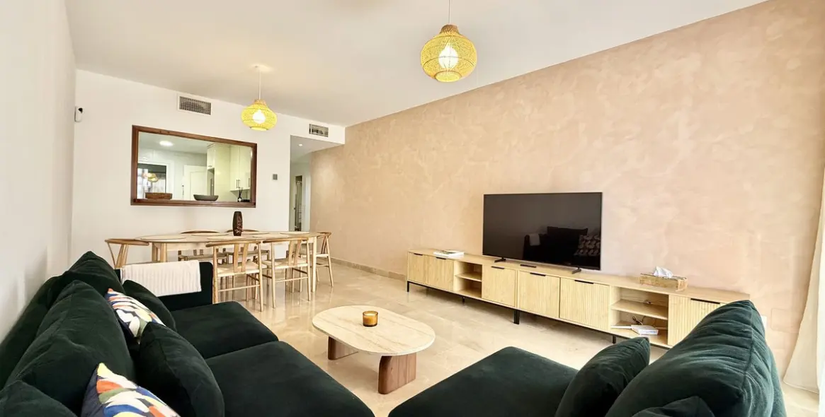 Short-term rent of ground floor apartment in La Duquesa 2