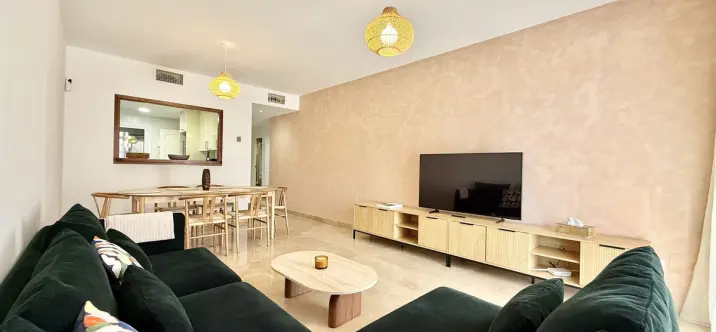 Short-term rent of ground floor apartment in La Duquesa 1