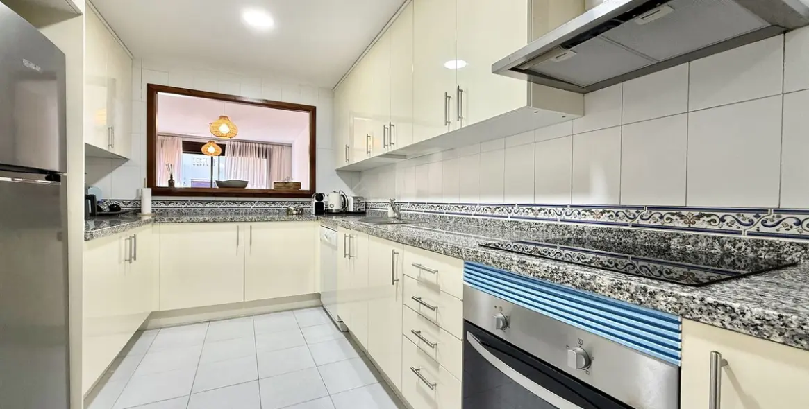 Short-term rent of ground floor apartment in La Duquesa 3